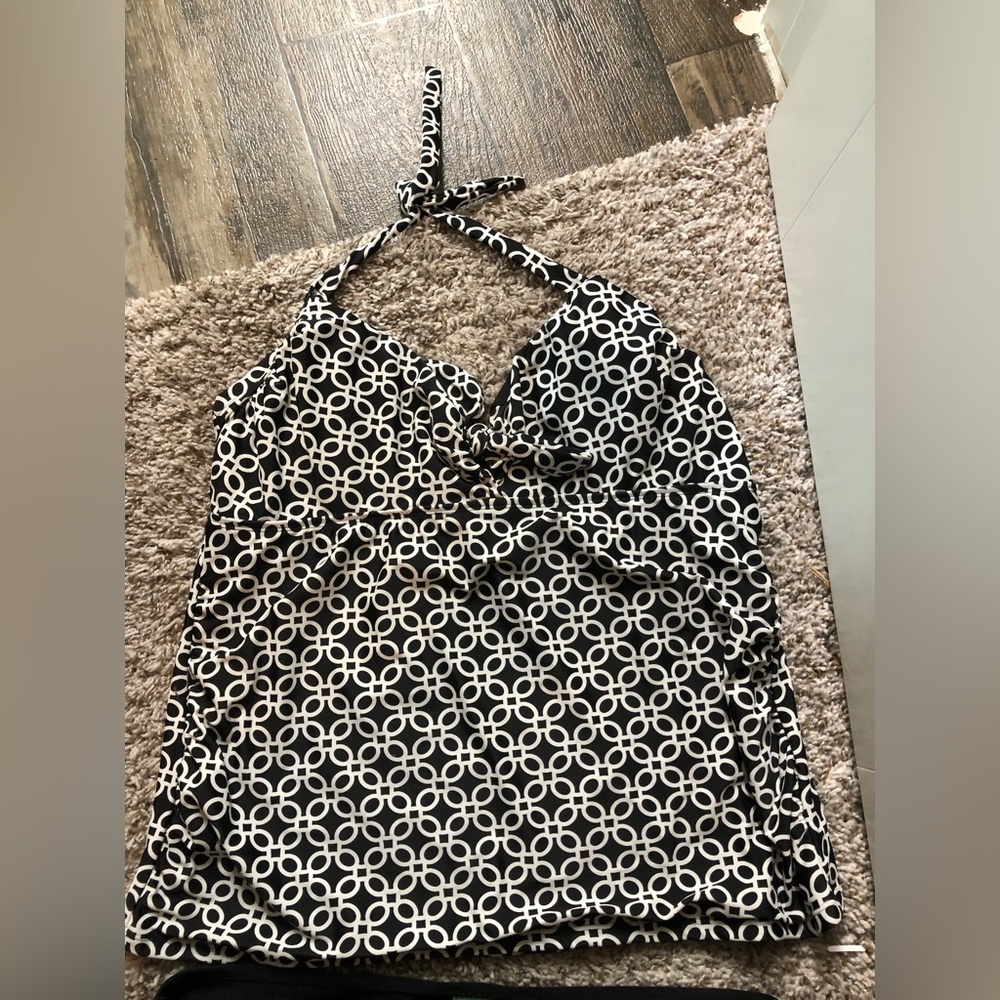 2 pc Black & White Ladies Swim Suit